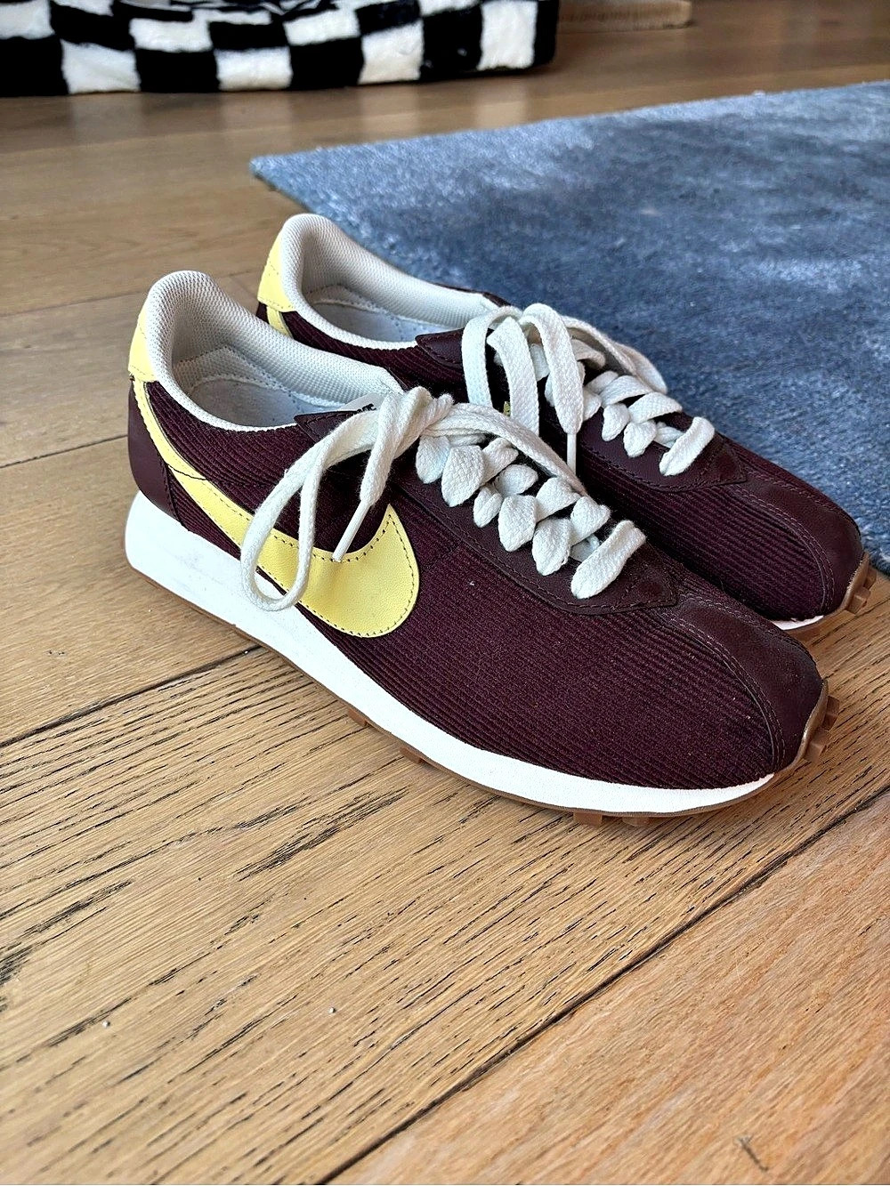Nike Daybreak Corduroy Maroon & Yellow Sneakers